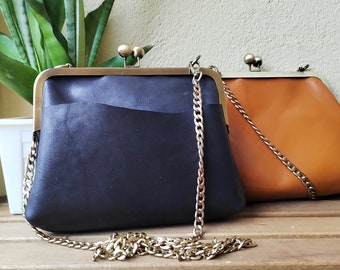 20% korting op lederen ingelijste tas met uit zak, lederen Kiss Lock Crossbody tas, metalen kettingtas, retro lederen tas, cadeau voor moeder