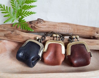 Leather keychain with pouch, Mini pouch, Leather Keychain, Kiss lock Coin pouch, Mini Pouch Keychain, Keychain for Women, Mini Framed Bag