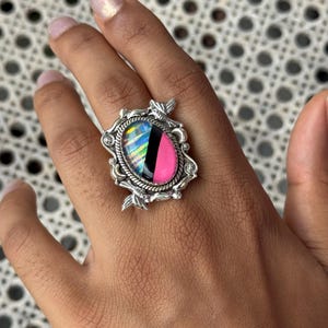 Hübscher Aurora Opal Einstellbarer Thunderbird Ring, 925 Massiv Sterling Silber, Südwest Statement Schmuck, seltenes einzigartiges Designer Geschenk für sie finden