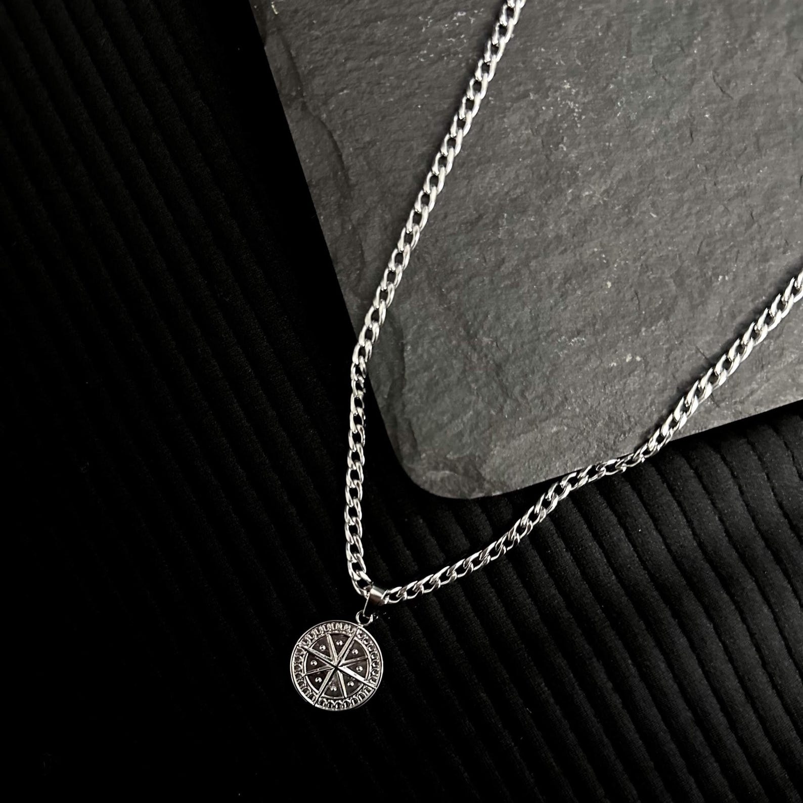 Men's Silver Compass Pendant Necklace / Stainless Steel Waterproof Men ...