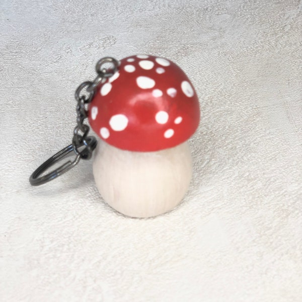 porte clef, porte clé, porte clé bois, champignon, champignon bois, porte clé champignon, petit cadeau,