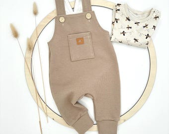 Baby romper made of waffle jersey – Handmade baby romper | Newborn outfit | Unisex baby clothes | Gift for newborns