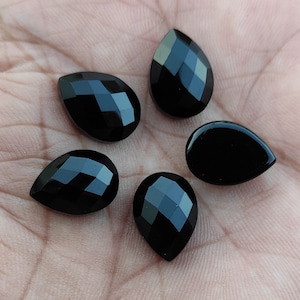 AAA Natürlicher schwarzer Onyx Birnenform Edelstein kalibrierte Größe Loser Edelstein 7 x 5 MM bis 20 x 30 MM Lose kalibriert geschnittener Edelstein für die Herstellung von Schmuck
