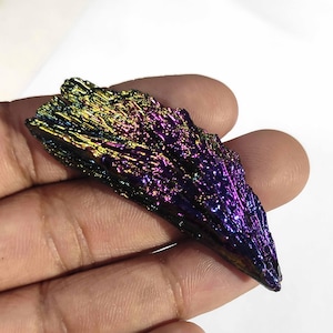 Rainbow Aura Peacock Kyanite, Wholesale Rainbow Titanium Blue Kyanite, Natural kyanite with coating, Raw Kyanite stone For Jewellery Making
