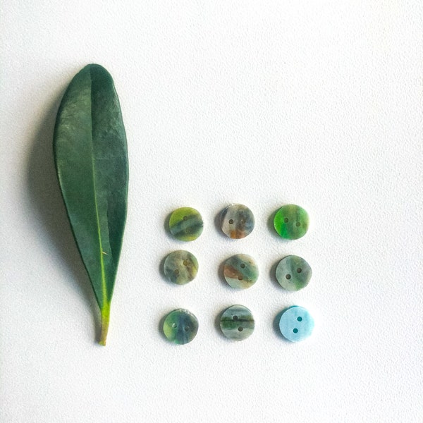 6 pieces set of Recycled HDPE buttons, sustainable fashion accessories