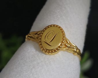 Anillo de sello ovalado personalizado: anillo de plata de ley 925 y oro vermeil con inicial grabada, regalo de joyería personalizado hecho a mano para ella, regalos para mamá