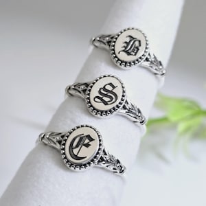 Personalized Vintage Gothic Ring, 925 Silver And Gold Filled Custom Initial Signet Pinky Ring, Dainty Personalized Gift, Old english Letter