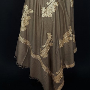 40x80 Grauer Kashmir Pashmina Schal mit Gold Hand Tilla Zari Stickerei, 805