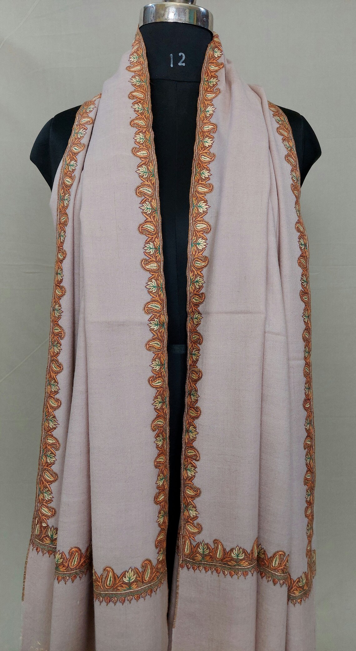 luxury cashmere shawls