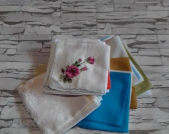 Vintage handkerchiefs 30pcs with embroidered print 60-90s