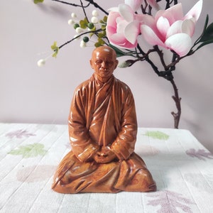 Big Size Thich Nhat Hanh Zen Master Sitting in Meditation Statue Made By Incense Wood Mindfulness Spritual Buddha Gift Inspiring Dharma