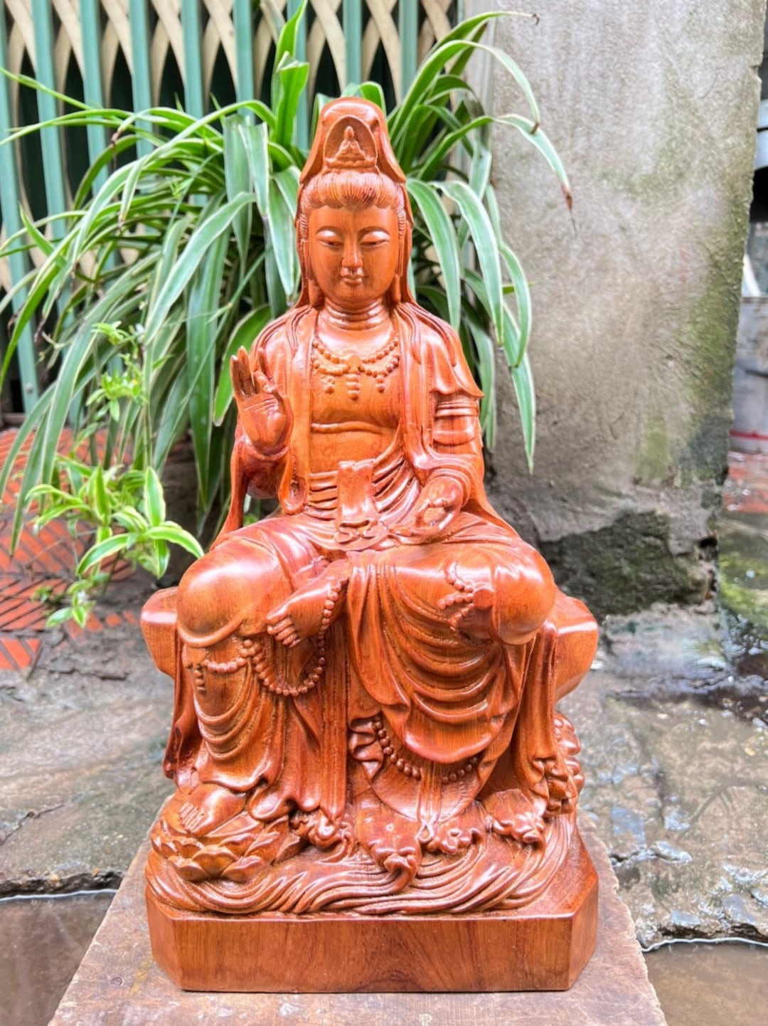 Big Size Statue of Guan Yin 16 Inch Made by Wood Bodhisattva Sitting on