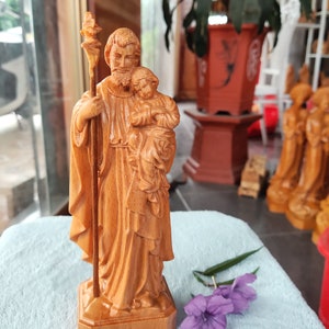 Saint Joseph Holding Baby Jesus Wooden Statue, St. Joseph Carrying The Lord, Best Newborn Gift Father Day Gift Our Protector Statue