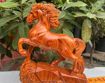 Escultura de caballo de madera de incienso, regalo para el año 2026