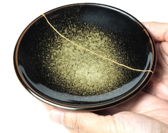 KINTSUGI – Celestial Dish with a Golden Stream Line｜Genuine Urushi