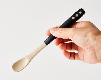 Dessert Spoon – Black & White Urushi Finish｜Food Safe