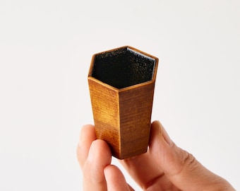 Yoizakazuki – Nightfall Sake Cup (Fuki-urushi & Silver Nashiji)｜Food Safe