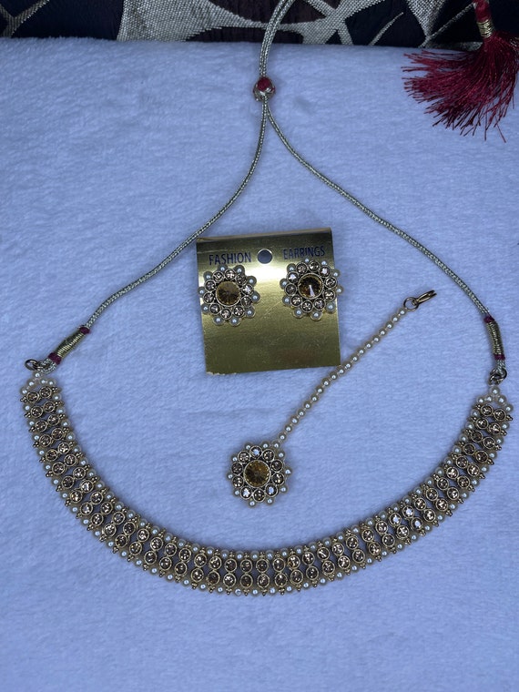 Gold Necklace with Earring and Tikka Set - image 1