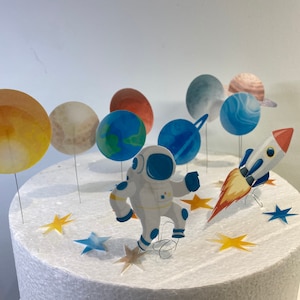 Pianeti e stelle commestibili pretagliati - decorazione per torta di compleanno. Decorazioni di compleanno in carta ostia con spazio PL11