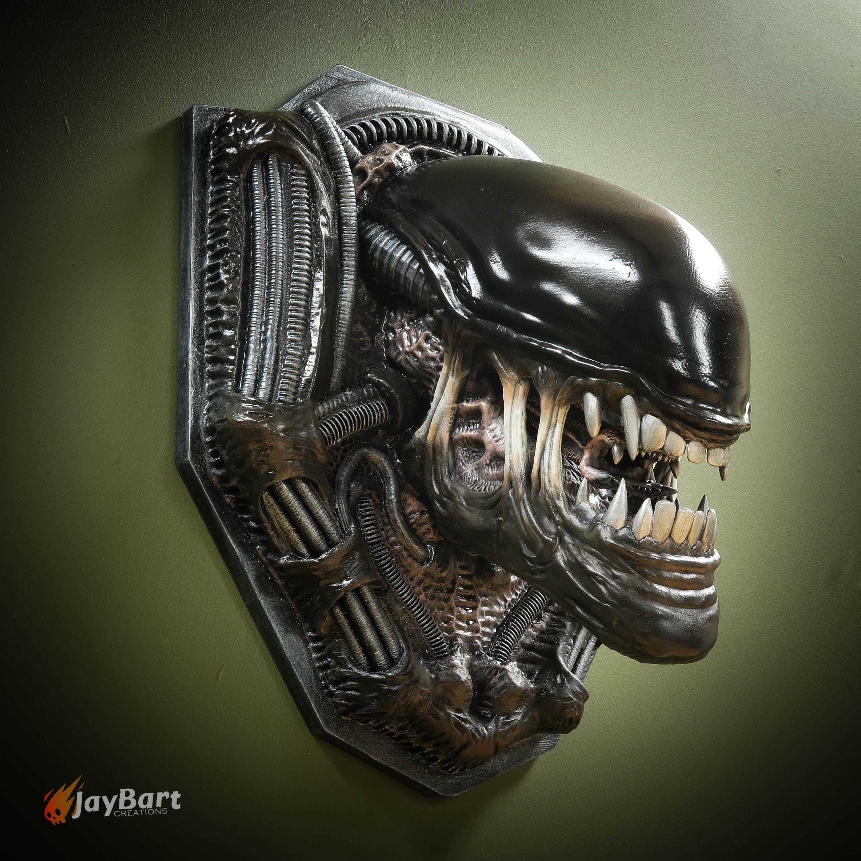 Xenomorph Wall Trophy – Sci-fi Horror Wall Art Bust - 18