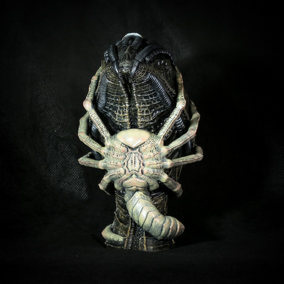 Alien Head Facehugger Statue - Life Size Resin Sculpture - Etsy