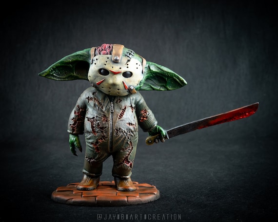 yoda and grogu statue