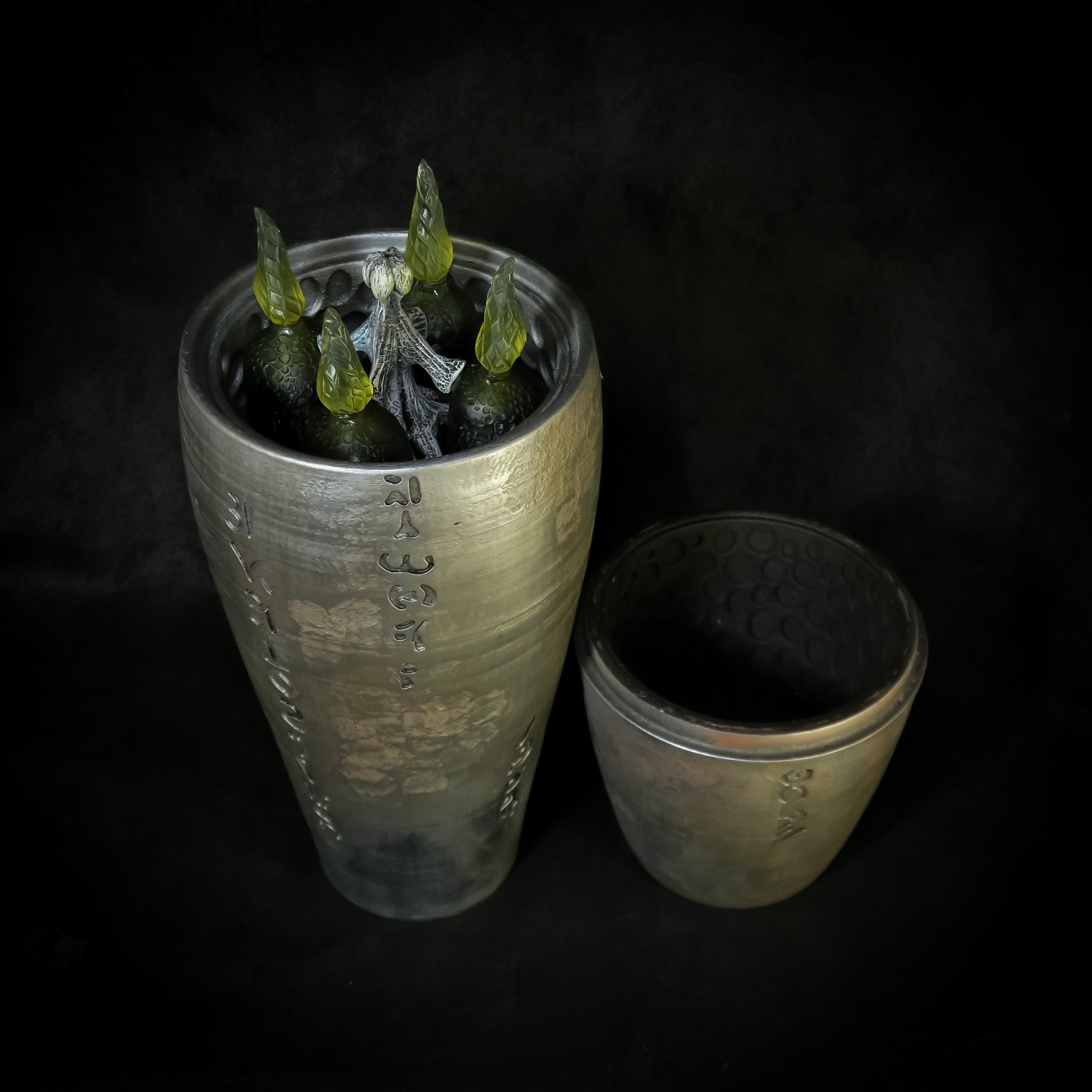 The Black Pathogen Container V2, Inspired by Our Favorite Alien Movie ...