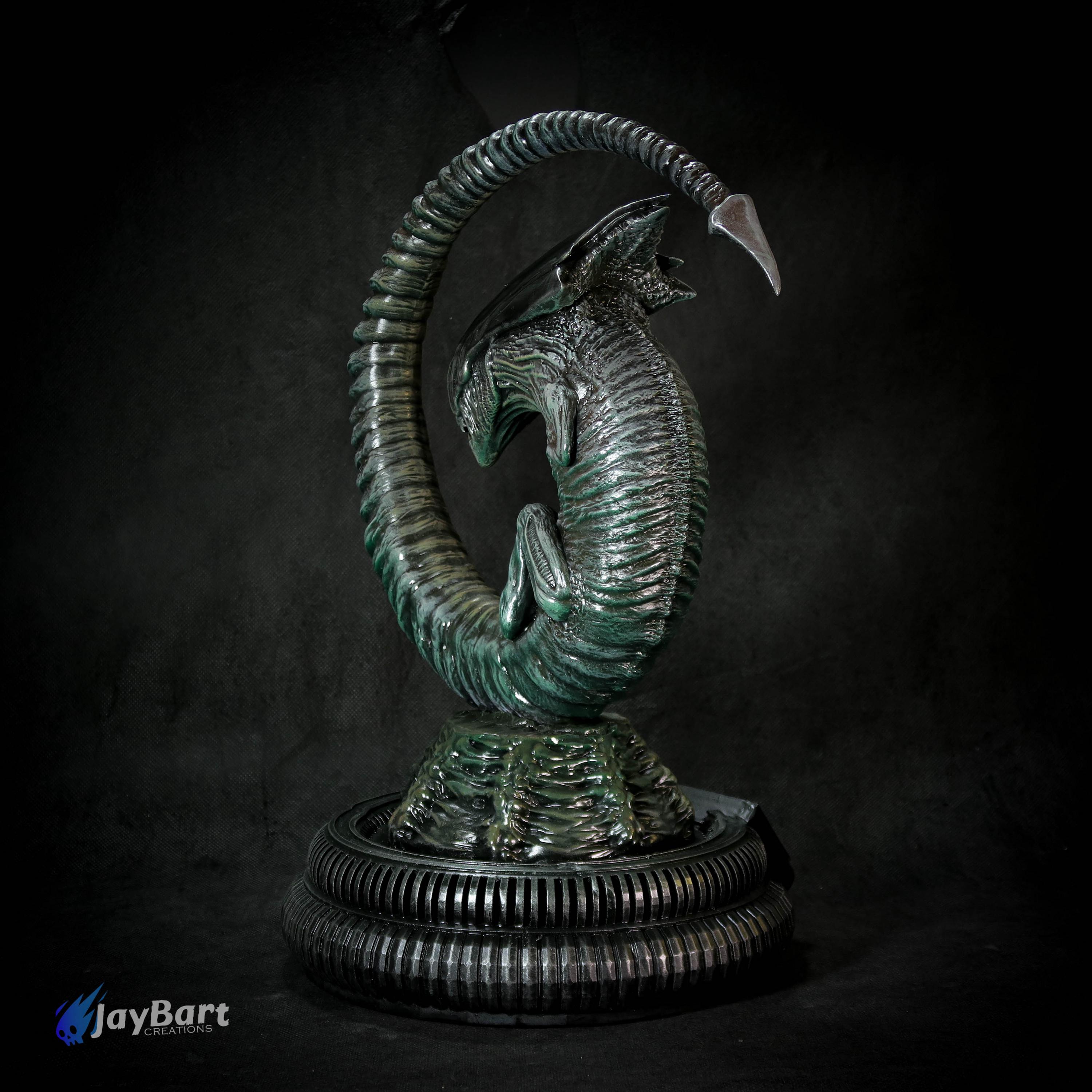 エイリアンクイーン チェストバスター - ホラーエボリューション