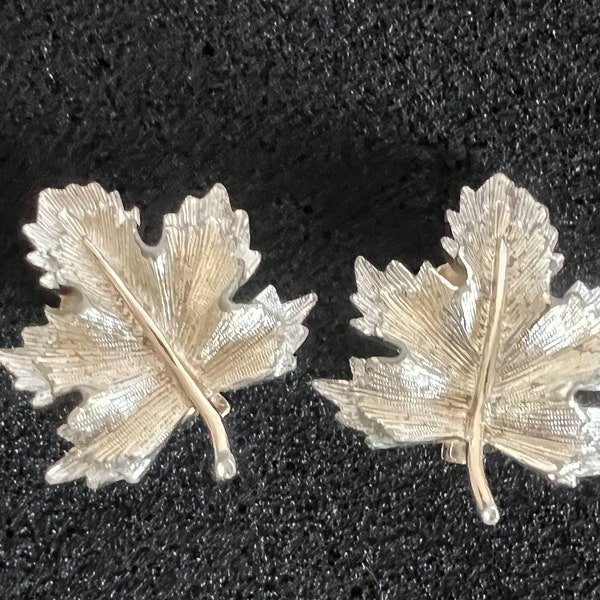 Sarah Coventry Silver Tone & Layered Gold Tone Leaf Clip On Earrings Vintage