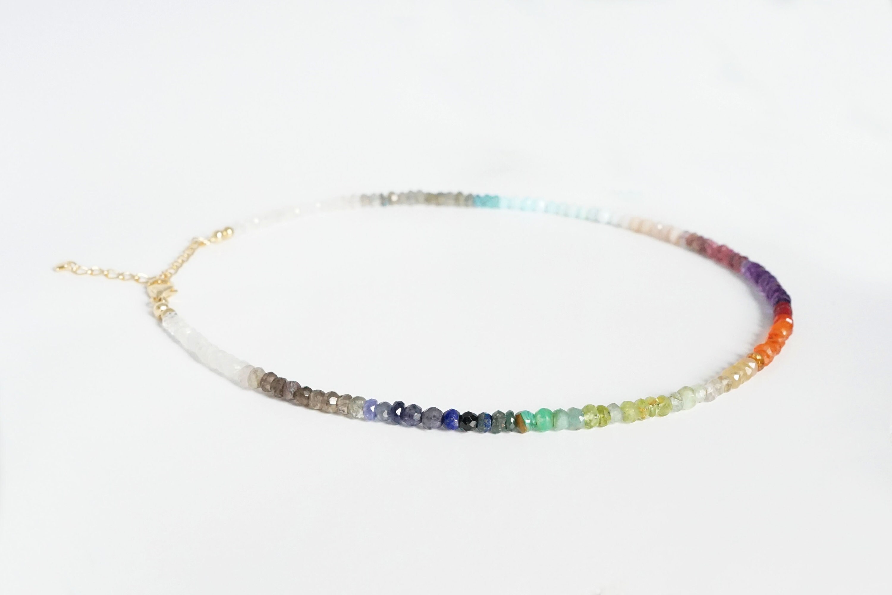 Collane e pendagli di lusso di pietra principale calsilica arcobaleno | Acquisti Online su