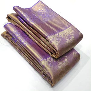 Lavendel kanchipuram/kanjivaram handgeweven bloemen dubbele kaart goud en zilver Zari weefselbrokaat zijden sari | Silk Mark-gecertificeerd | Kanchipattu