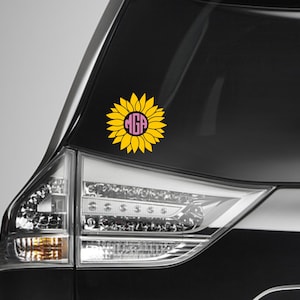 Sunflower Monogram Name Decal•Sunflower Sticker•Sunflower Car Decal•Sunflower Vinyl Decal•Yellow Flower Decal•Wall Decal•Floral Decal