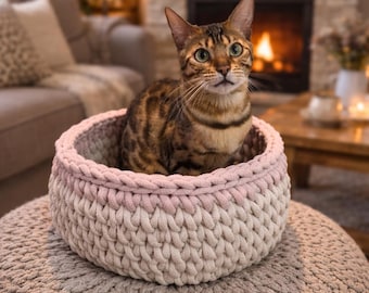 Chunky Crochet Cat Bed: Braided Cord, Crochet Pet Basket, Cosy Pet, Handmade, Unique, Custom,