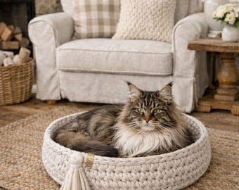 Chunky Knit Cat Bed: Vegan T-Shirt Yarn, Crochet Pet Basket
