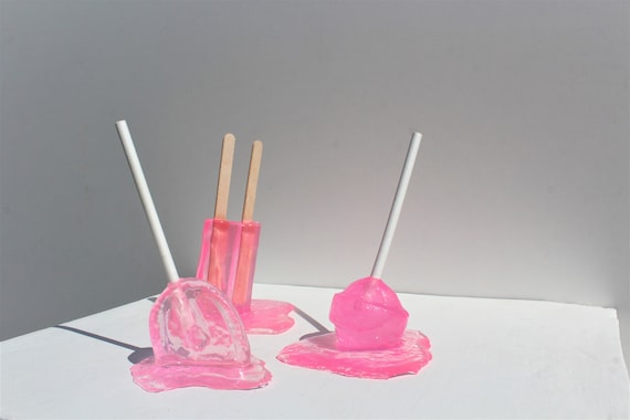 Hot pink twin popsicle double stick resin melting popsicle plus 1 blow pop and 1 sucker sculpture, find out more.