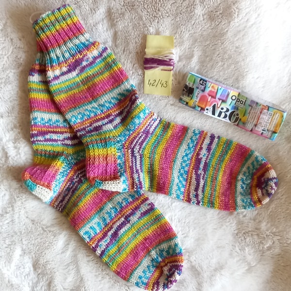 Selbstgestrickte Socken Größe 42-43