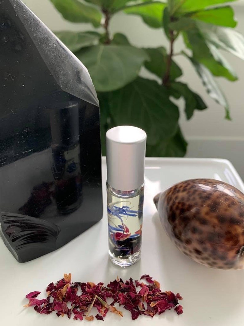 Obsidian Embrace Ritual Oil Blend / Obsidian Healing, Empath Protection, Aromatherapy Blend, Psychic Protection, Energetic Protection image 5