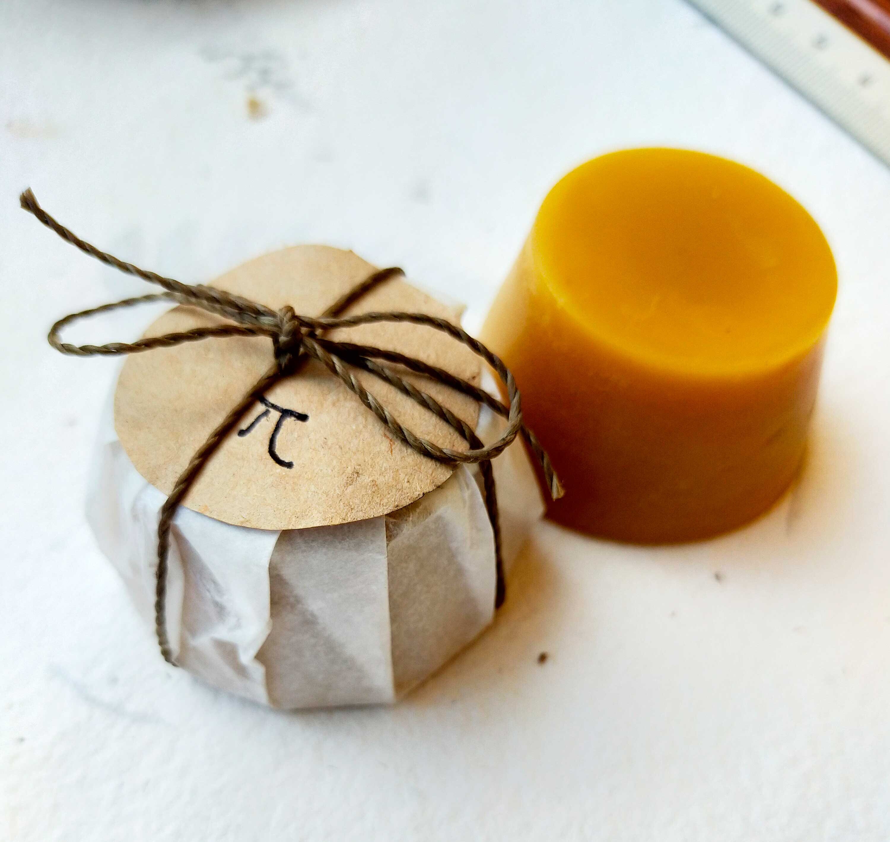 Lot De 5 Blocs De Cire D'abeille Pure Purifiée - Pour Conservation Alimentaire, Cosmétiques Ou Bougies