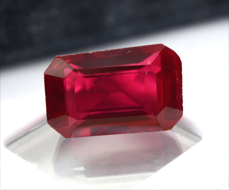 R2103 Certified Natural Calibrated Burma Pigeons Blood Red Ruby Emerald Cut VVS A+Loose Gemstone
