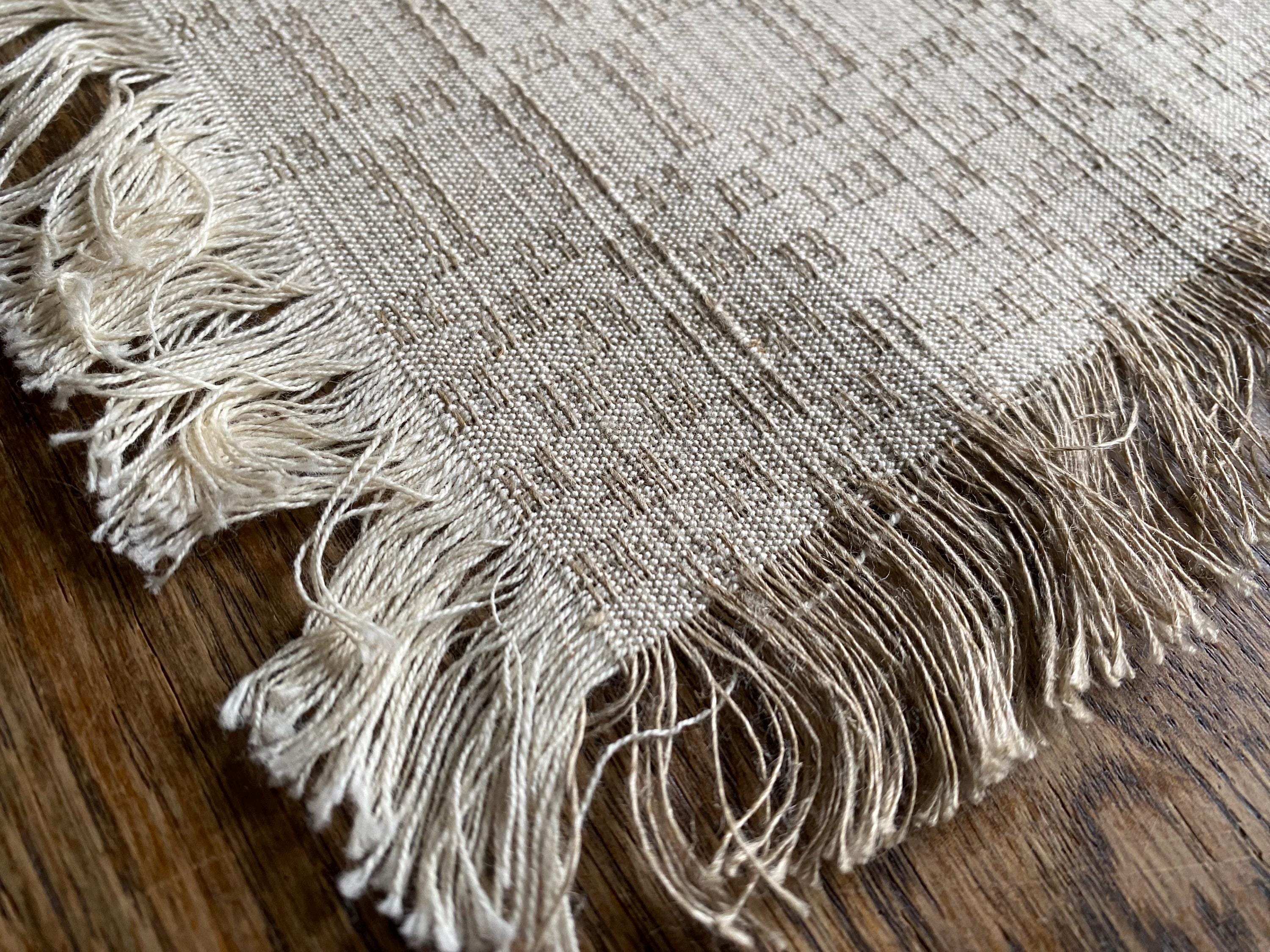 専用★Sweden＊Hand woven linen cloth＊・* A Delicate Little Hand Woven Table Topper - Never Used