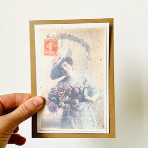 Tarjeta vintage plantable mujer con ramo