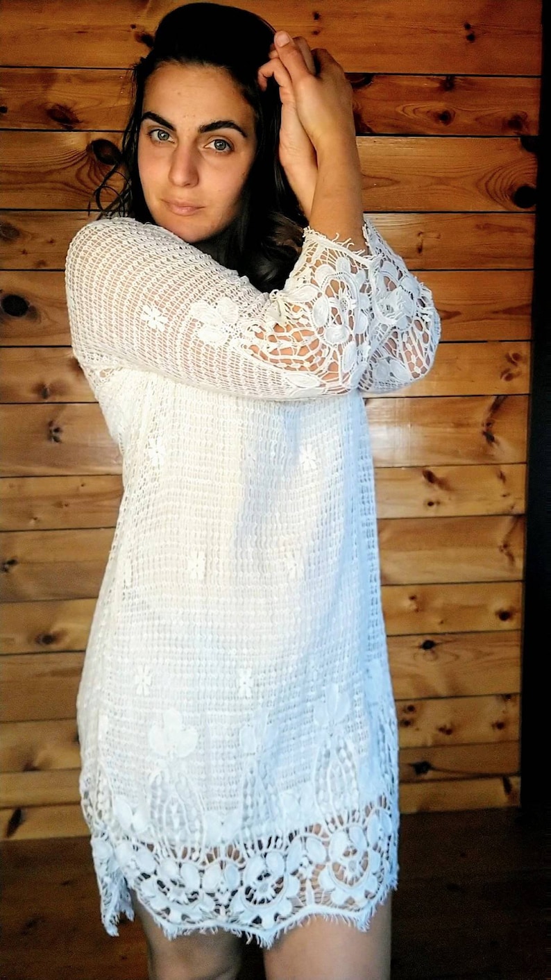 Large white American Eagle retro crocheted dress with built in slip