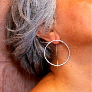 Pendientes bonitos y ligeros de Aro amartillado y palo por detrás de la oreja, Artesanal, Opción Chapado en Oro 24K, Regalo de San Valentín