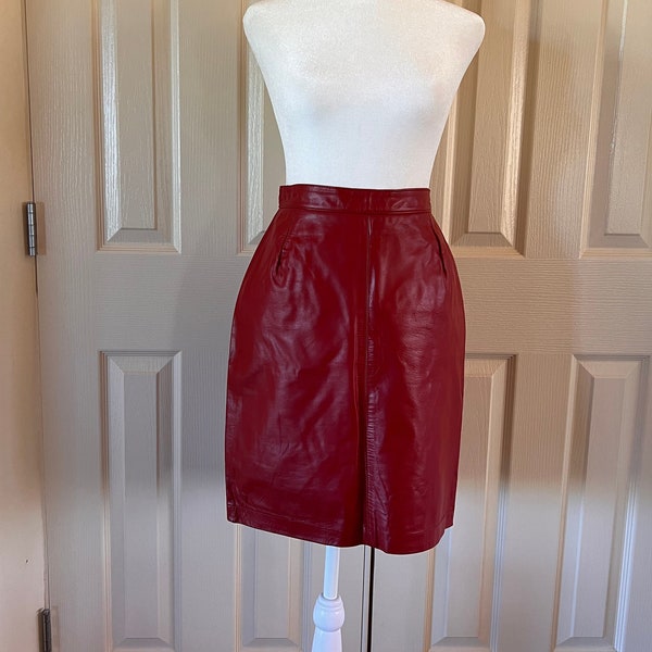 Vintage Red leather skirt 80s david laurenz size 5/6 small pencil skirt