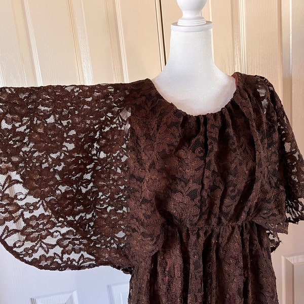 vintage womens 70s maxi dress lace caplet brown long formal dress size medium large, vintage 16.5 boho witch vibes