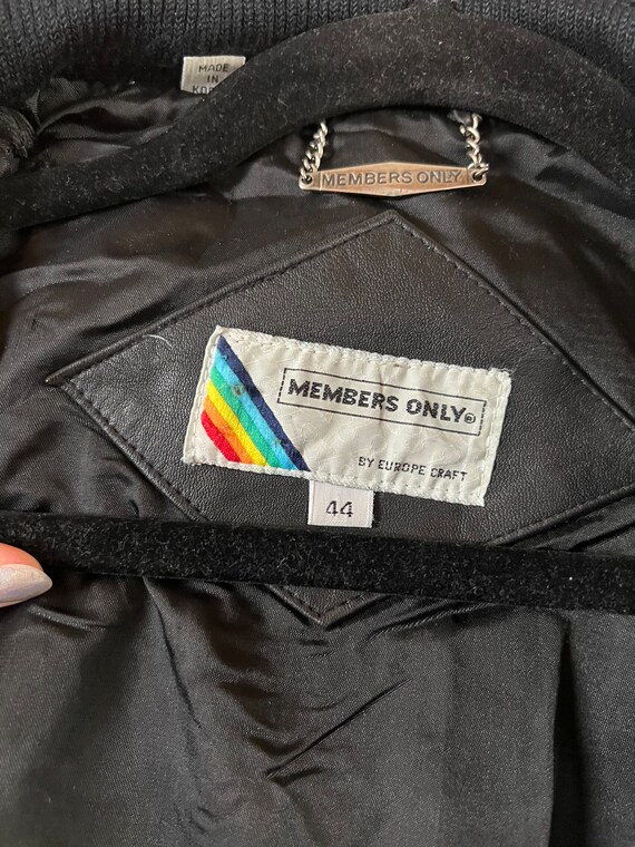 Vintage 80s black leather moto jacket, members on… - image 6