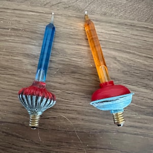 2 vintage bubble lights UNTESTED 50s 60s authentic retro bubble christmas lights for decor or crafts Flying saucer base glass tubes