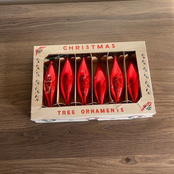 Vintage glass Christmas ornaments, made in Poland 6 red icicles or tear drops in their original box, 50s 60s mercury glass ornaments retro