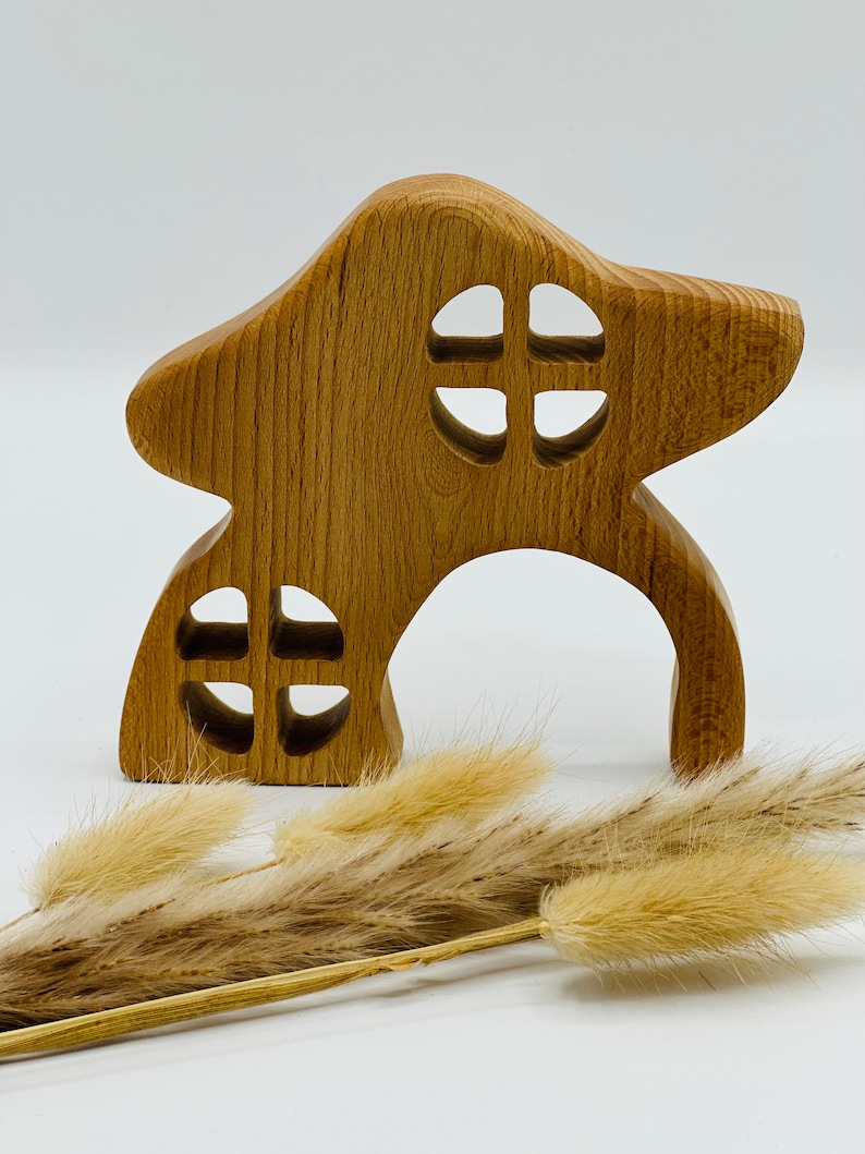 Wooden Figures Montessori Animals Tree House Made of Wood Wooden Puzzle