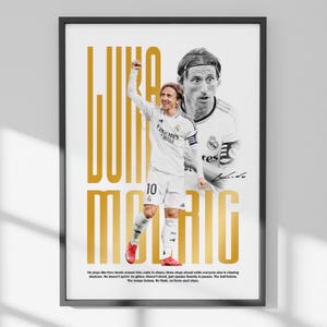 Luka Modric Poster – Real Madrid Football Wall Art | Digital Print for Sports Fans, Man Cave, or Teen Room Decor